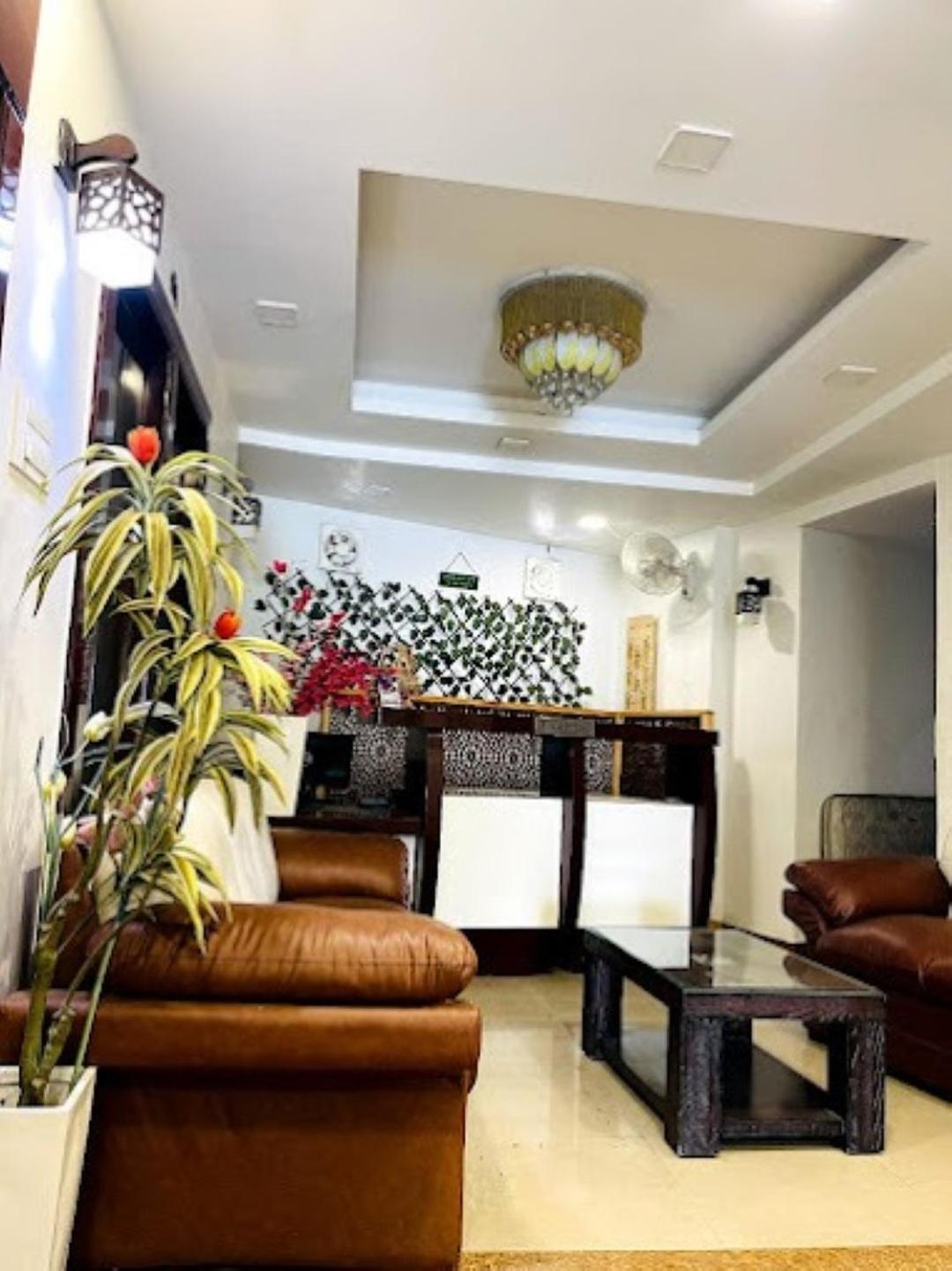 Hotel Bliss , 安南塔那加 外观 照片
