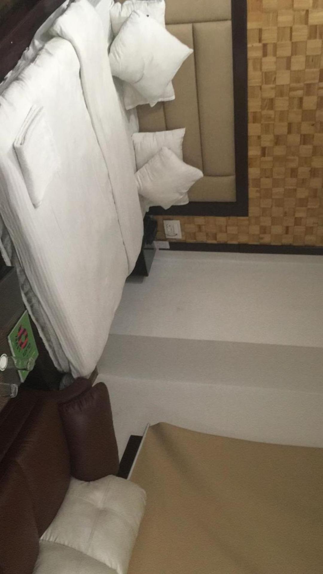 Hotel Bliss , 安南塔那加 外观 照片